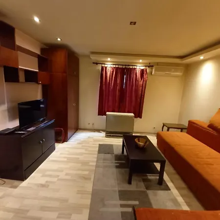 Quiet Place Near The Center *