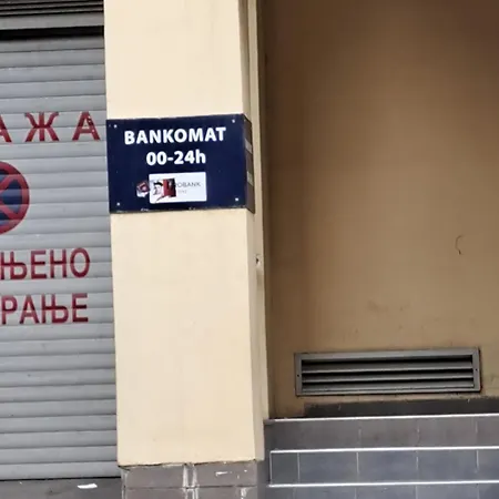 Quiet Place Near The Center Appartement Sajmiste